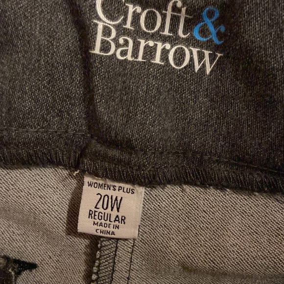 NWT  women, Croft &  Barrow  the effortless stretch pants.  Boot cut - Picture 2 of 7